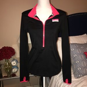 LIKE NEW! Victoria’ Secret PINK pullover